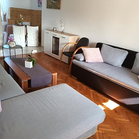 Apartment Magdic Brzac 外观 照片