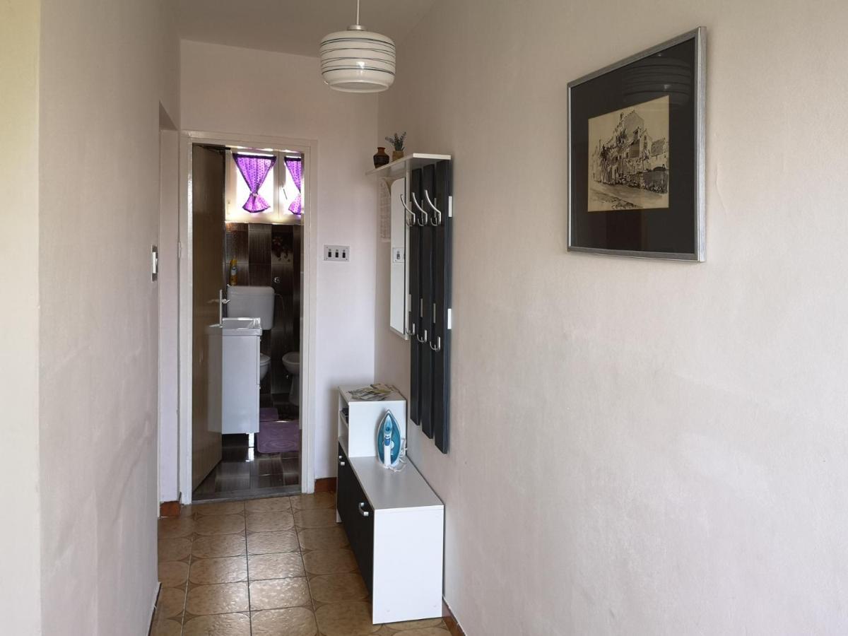Apartment Magdic Brzac 外观 照片